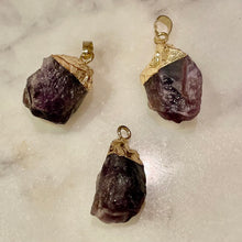 Load image into Gallery viewer, RAW AMETHYST, CRYSTAL JEWELRY, 18 CARAT GOLD COATING, 1,2 - 1,5 cm