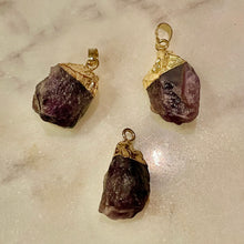 Load image into Gallery viewer, RAW AMETHYST, CRYSTAL JEWELRY, 18 CARAT GOLD COATING, 1,2 - 1,5 cm