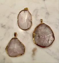 Load image into Gallery viewer, CLEAR QUARTZ CRYSTAL JEWELRY PENDANT, GOLD COATING, 5cm
