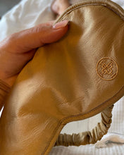 Load image into Gallery viewer, CINDERELLA SLEEPING MASK 100 % Mulberry silk